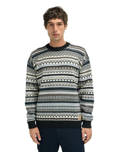 95971-p00-utsira-masc-sweater-21_1.jpg
