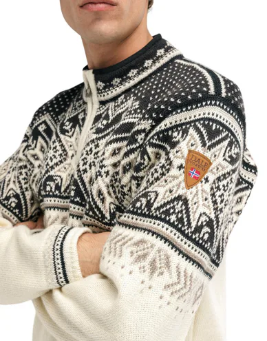 90331-p00-vail-masc-sweater-150_1.jpg