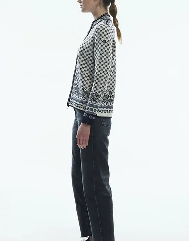 dale-of-norway-solfrid-feminine-strickjacke-grau-5_1.jpg