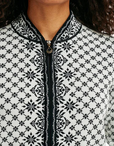 dale-of-norway-solfrid-feminine-strickjacke-grau-7_1.jpg