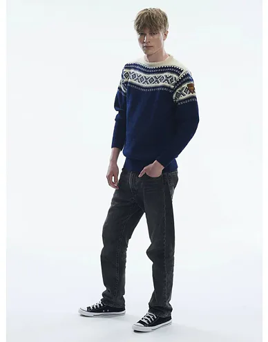 dale-of-norway-cortina-1956-unisex-sweater-navy-2_1.jpg