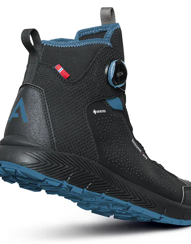 679900110-bregne-aps-gtx-m-black-back_1.jpg