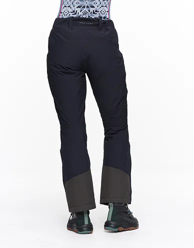 623079-royal-model-2_1.jpg