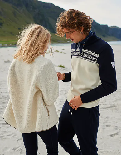 dalestolen-mens-sweater-a00-veoy-womens-pilefleece-jacket-a00-03_1.jpg