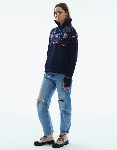 93961-c-fongen-wp-sweater-02_1.jpg