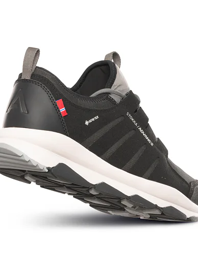 691910110-stokka-advance-gtx-m-black-back_1.jpg