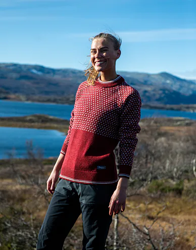 alvdal-wool-jumper-hemsedal-okt-21-hkkh-8423_2.jpg