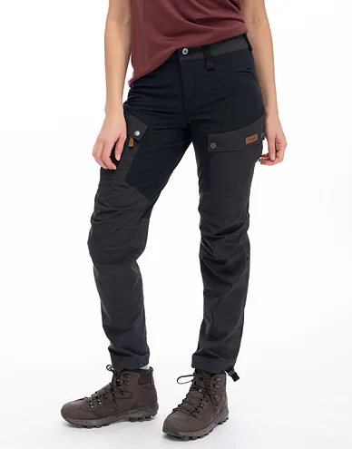 2003-25301-nordmarka-favor-outdoor-pants-women-darkshadowgrey-3_2.jpg