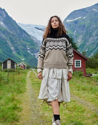 randaberg-womens-sweater-p00-02-95761-p_1.jpg