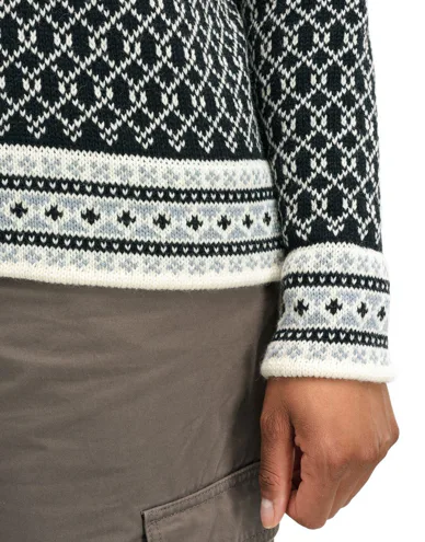 95921-r00-leknes-fem-sweater-808_1.jpg