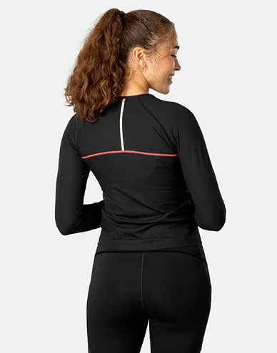 623734-black_3.jpg