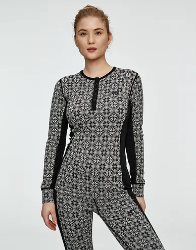 622692-black-model-1_1.jpg
