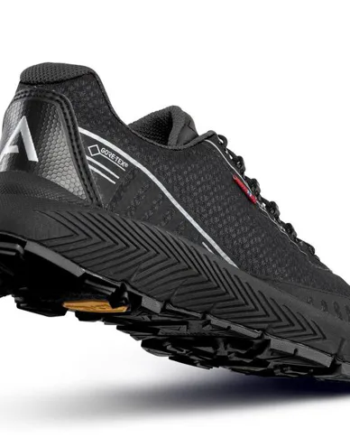 624900110-drift-advance-gtx-w-black-back-900x_1.jpg
