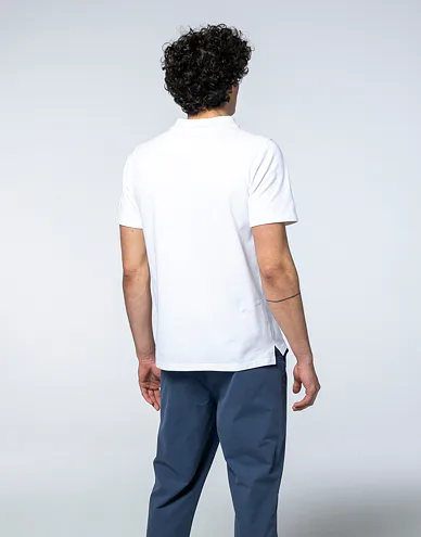 720522-white-model-2_1.jpg