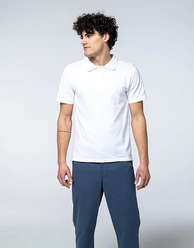 720522-white-model-1_1.jpg