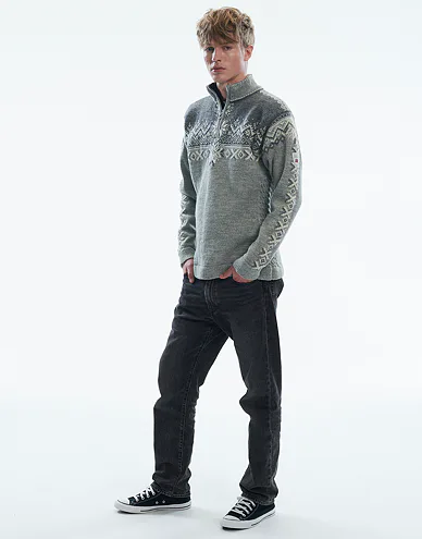 93951-e-anniversary-sweater-02_1.jpg