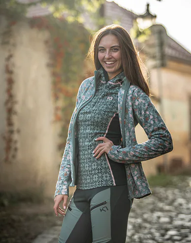 dina-623147-sage-4_1.jpg
