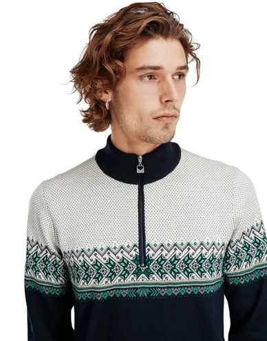 93441-c02-hovden-masc-sweater-05_1.JPG